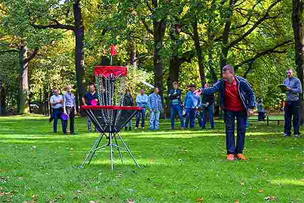 DIscgolf Leipzig, Discgolf Leipzig, Teamevent in Leipzig, Teambuilding Events Leipzig, Firmenfeier Leipzig, Emmerich Events in Leipzig, Weihnachtsfier in Leipzig, Emmerich Events Leipzig