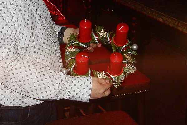 Adventskranz gestalten Dortmund, Weihnachtskranz gestalten in Dortmund, Firmen Weihnachtsfeier Dortmund, Weihnachtsevent Dortmund, Weihnachtsevent, Teambuilding, Firmenfeier, Firmenevent