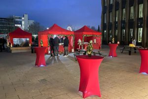 Weihnachtsmarkt mobil, Weihnachtsmarkt für die Firmen, Firmen-Weihnachtsfeier, Weihnachtsfeier, Team-Event, Teambuilding Events