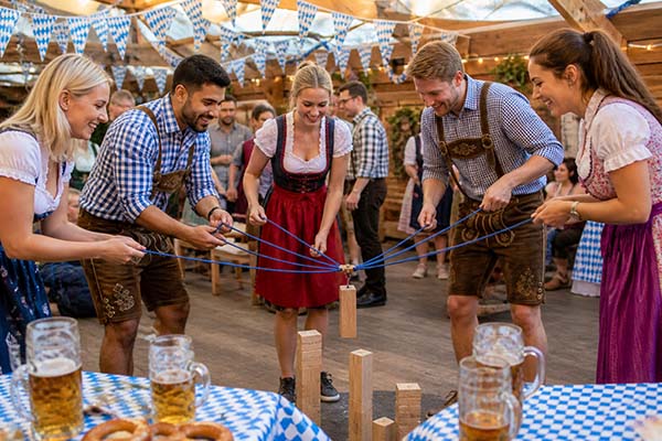 Bayerische Spiele, Teamevent, Teamuilding Event, Betriebsausflug, Bauern Olympiade, Emmerich Events, Firmenevent