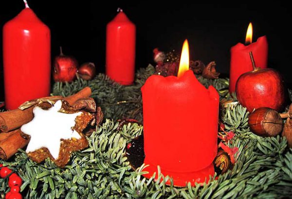 Adventskranz gestalten in Hamburg, Weihnachtskranz gestalten Hamburg, die Weihnachtsfeier, Firmen Weihnachtsfeier, Weihnachtsevent Hamburg, Weihnachtsevent Hamburg, Teambuilding, Firmenfeier, Firmenevent