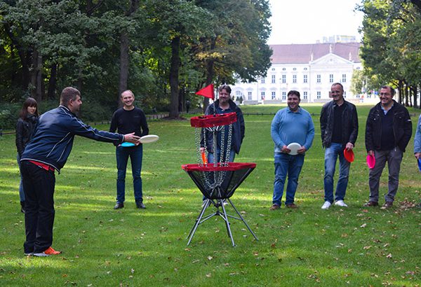DIscgolf in Köln, Discgolf Köln, Teamevent in Köln, Teambuilding Events in Köln, Firmenfeier in Köln, Emmerich Events in Köln, Weihnachtsfier in Köln