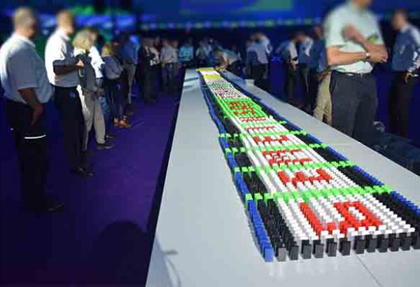 Domino Event Hamburg, Domino Event in Hamburg, Teamevent in Hamburg, Teambuilding Events in Hamburg, Firmenfeier in Hamburg, Firmenevent in Berlin, Domino Berlin, Events Berlin