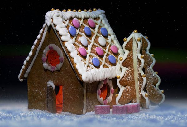 Lebkuchenhaus bauen in Hamburg, Lebkuchen bauen, Weihnachtsfeier in Hamburg, Teambuilding Events in Hamburg, Weihnachtsevents in Hamburg, Emmerich Events, Firmenevents Hamburg