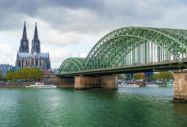 Sightseeing Rallye in Köln, Sightseeing in Köln, Teambuilding Events Köln, Firmenevent in Köln, Firmenfeier in Köln, Emmerich Events in Köln, Köln Sightseeing
