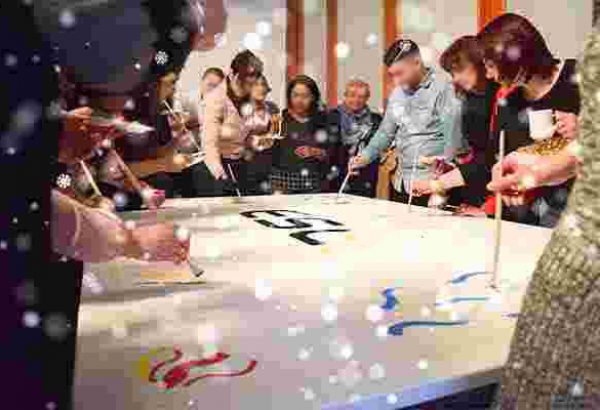 Weihnachtskunstwerk in Düsseldorf, Weihnachtsfeier in Düsseldorf, Weihnachtsfeier Düsseldorf, Emmerich Events Düsseldorf, Teambuilding Düsseldorf, Weihnachtsevents in Düsseldorf