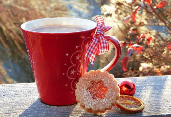 Weihnachtstasse gestalten in Hamburg, Weihnachtstasse bemalen Hamburg, die Weihnachtsfeier Hamburg, Firmen Weihnachtsfeier Hamburg, Weihnachtsevent Hamburg, Weihnachtsevent, Teambuilding, Horror Event